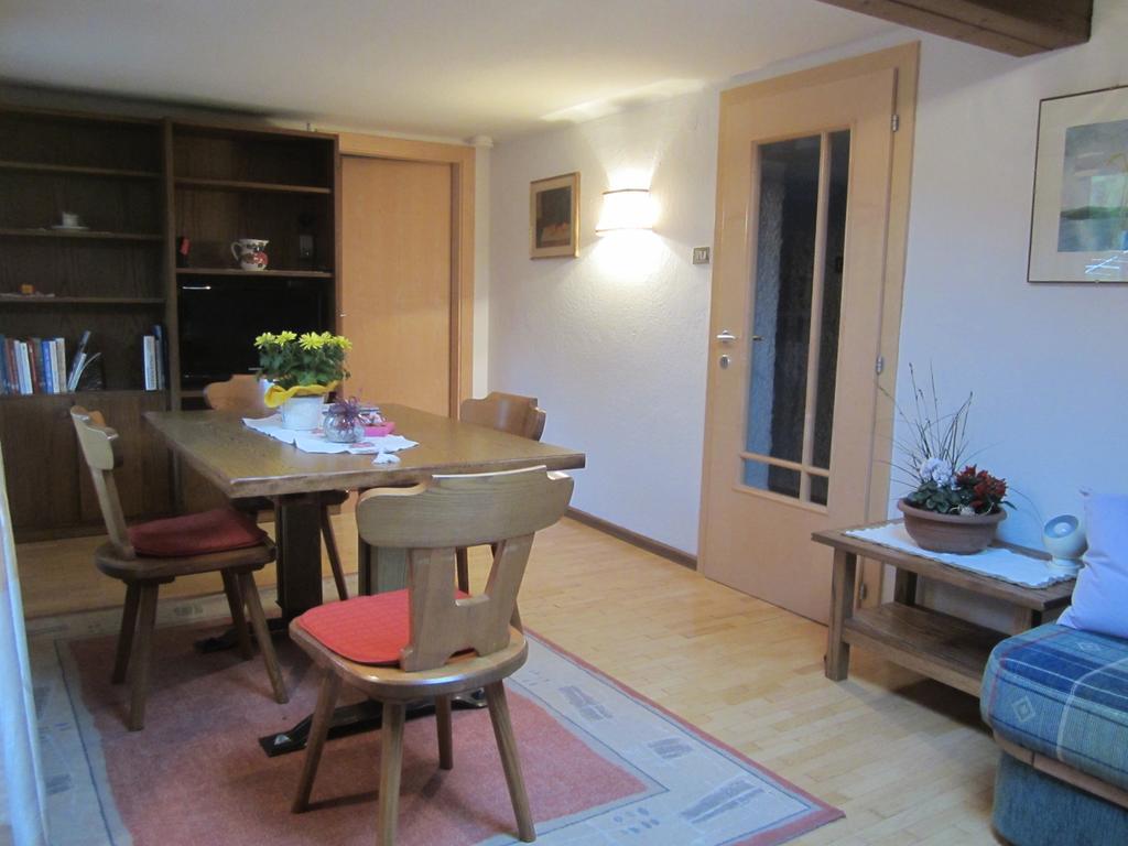 Apartment Dauru Ortisei Pokoj fotografie